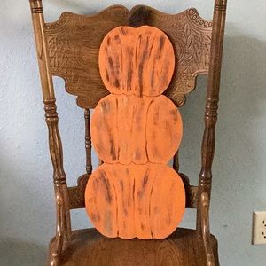 Fall wooden pumpkin decor